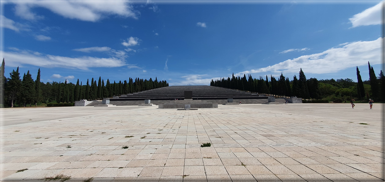 foto Sacrario Militare di Redipuglia